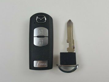Оригінальний смарт ключ на три кнопки для Mazda CX3 CX5 CX9 з лезом (SKE13D02) 339651670 фото