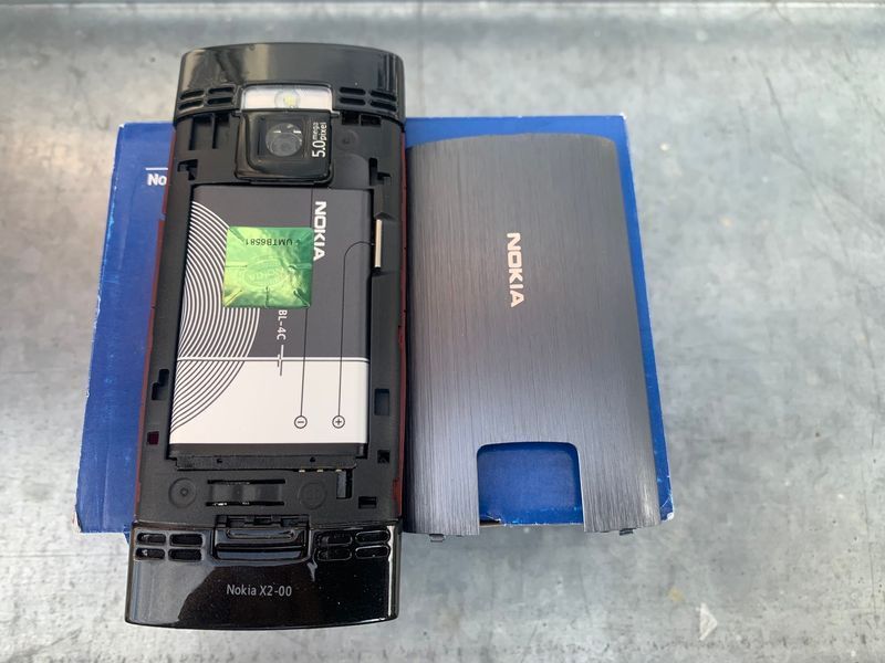 Мобільний телефон Nokia X2-00 Black/Red 461254349 фото