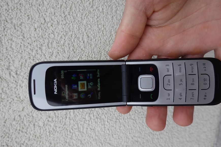 Мобільний телефон Nokia 2720 plus fold classic black (767-8434) Finland 467291919 фото