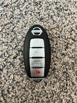 Корпус смарт ключа Nissan AdlerKey (523-052) на 4 кнопки (батарея зліва від центру) 362669259 фото