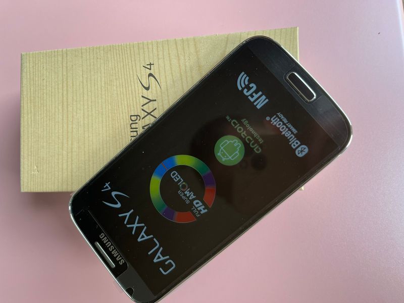 Смартфон SMG Galaxy S4 (Black) 377572983 фото