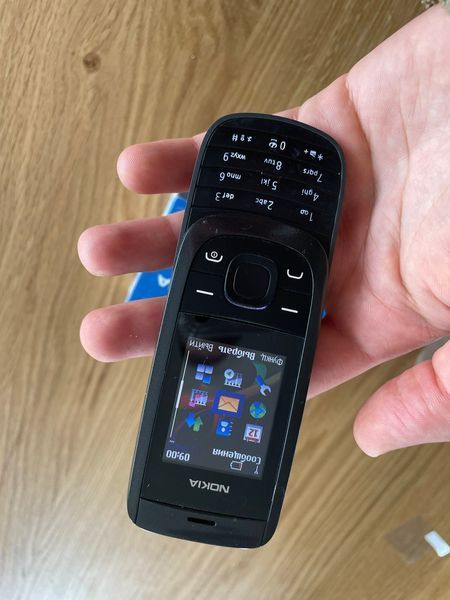 Мобільний телефон Nokia 2220 slide black (MVK-5373) 536697914 фото